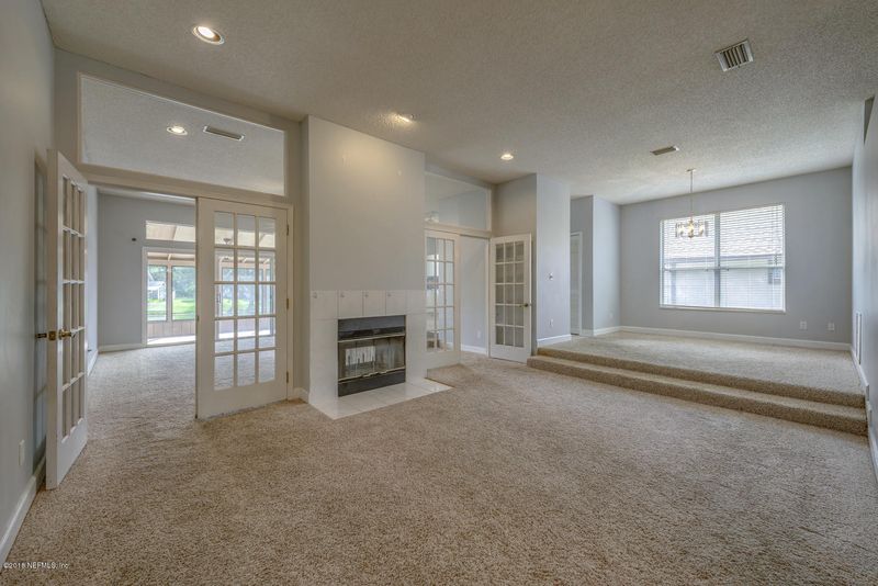 2143 Birch Bark Dr, Jacksonville, FL 32246