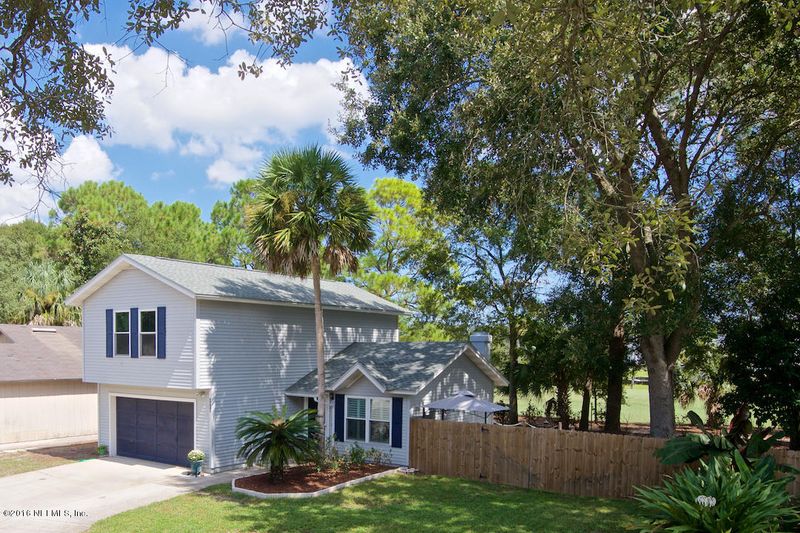 2143 Fairway Villas Ln S, Atlantic Beach, FL 32233