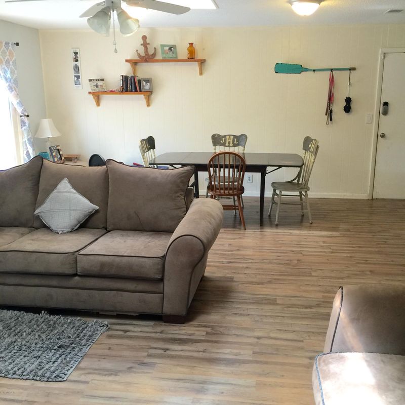 2144 Hoffman St, Jacksonville, FL 32211