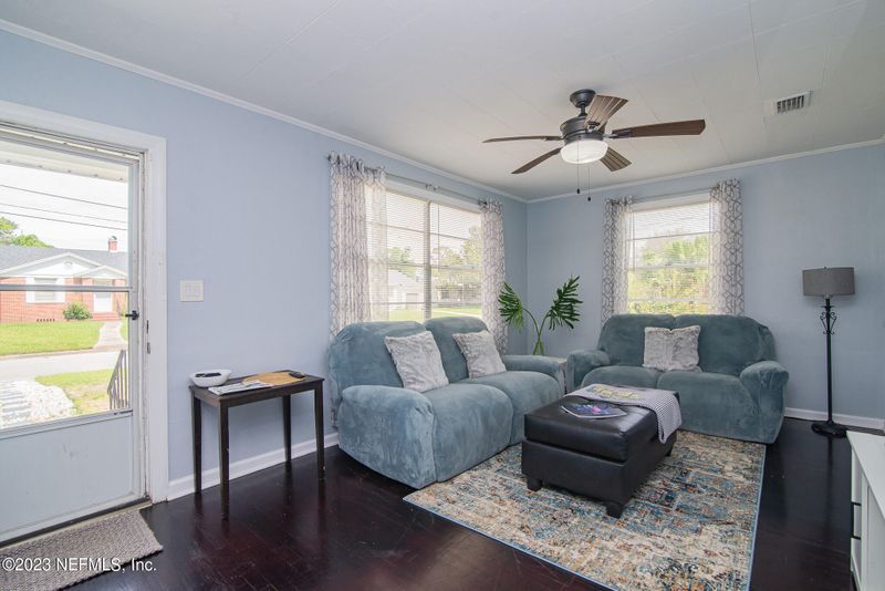 2145 Bedford Rd, Jacksonville, FL 32207