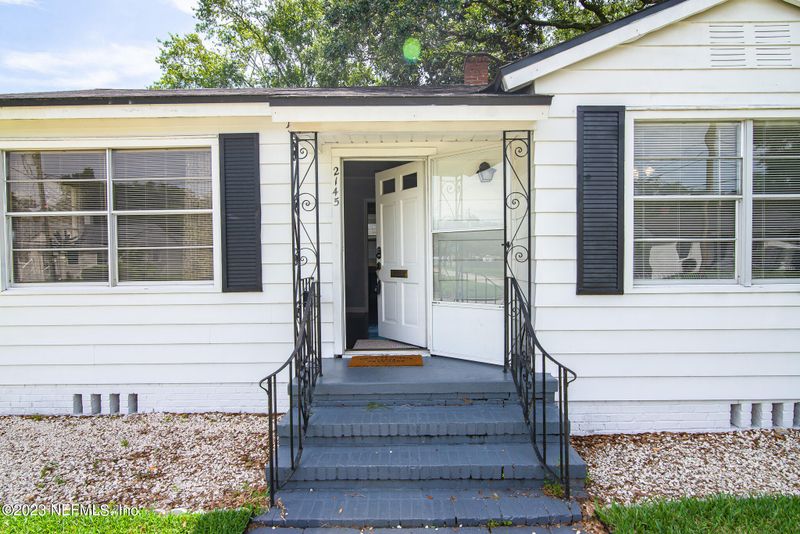 2145 Bedford Rd, Jacksonville, FL 32207