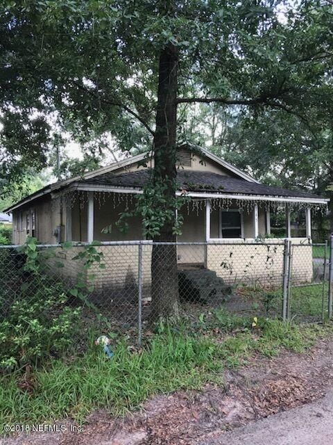 2145 Thomas Ct, Jacksonville, FL 32207