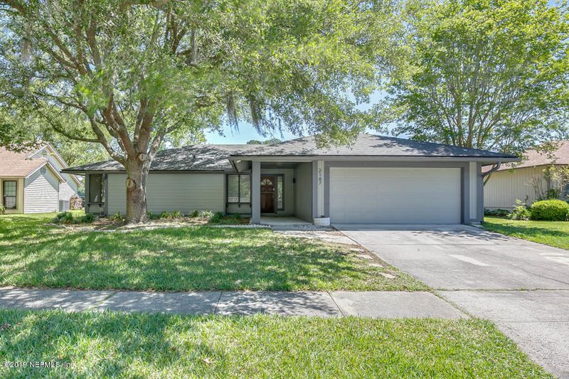 2147 Aztec Dr W, Jacksonville, FL 32246