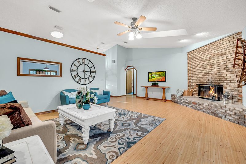 215 Cornell Rd, St Augustine, FL 32086
