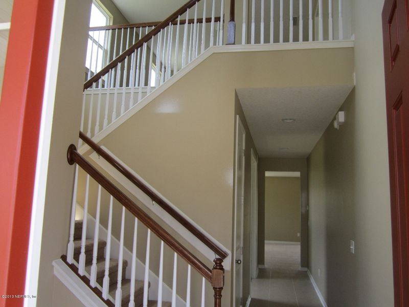 215 Gladstone Ct, St Johns, FL 32259