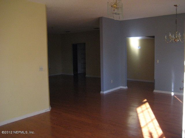 2150 Birch Bark Dr, Jacksonville, FL 32246
