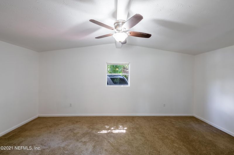 2154 Hugh Edwards Dr, Jacksonville, FL 32210
