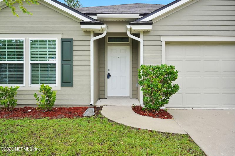 2156 Tyson Lake Dr, Jacksonville, FL 32221