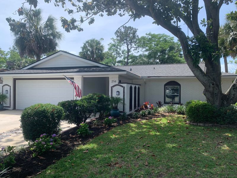 216 Driftwood Rd, Neptune Beach, FL 32266