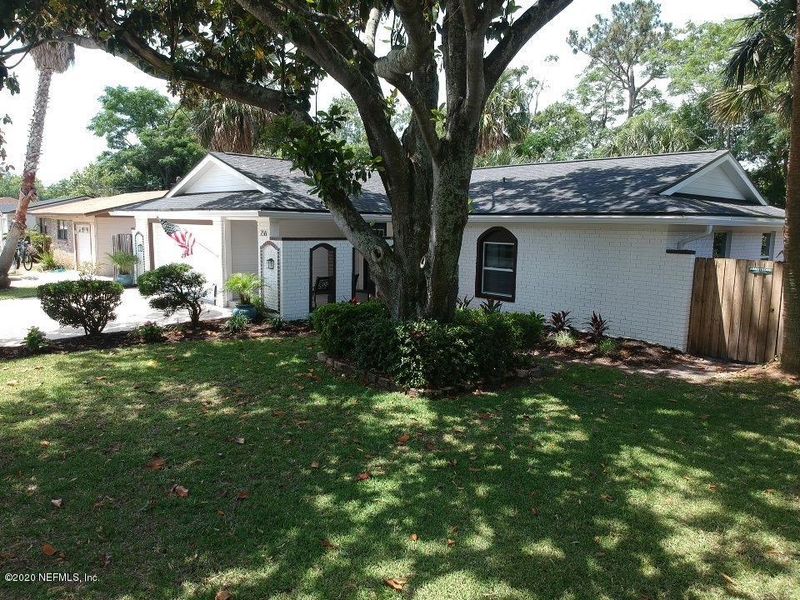 216 Driftwood Rd, Neptune Beach, FL 32266