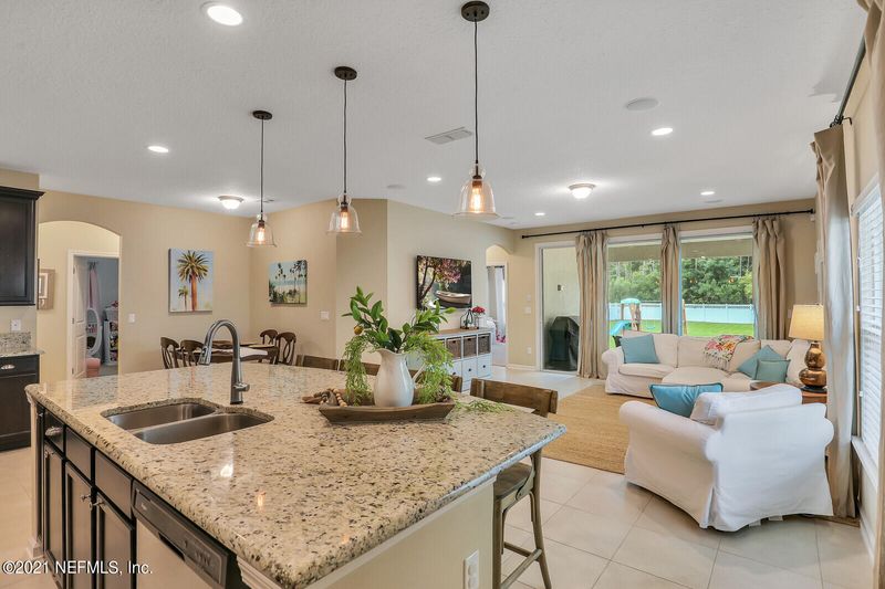216 S Torwood Dr, St Johns, FL 32259