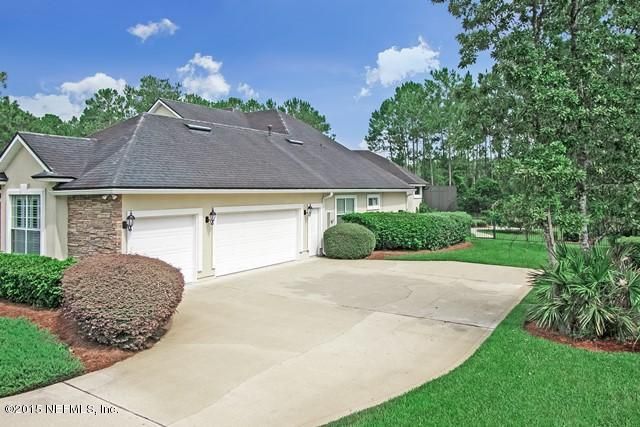 217 E Kari Ct, St Johns, FL 32259