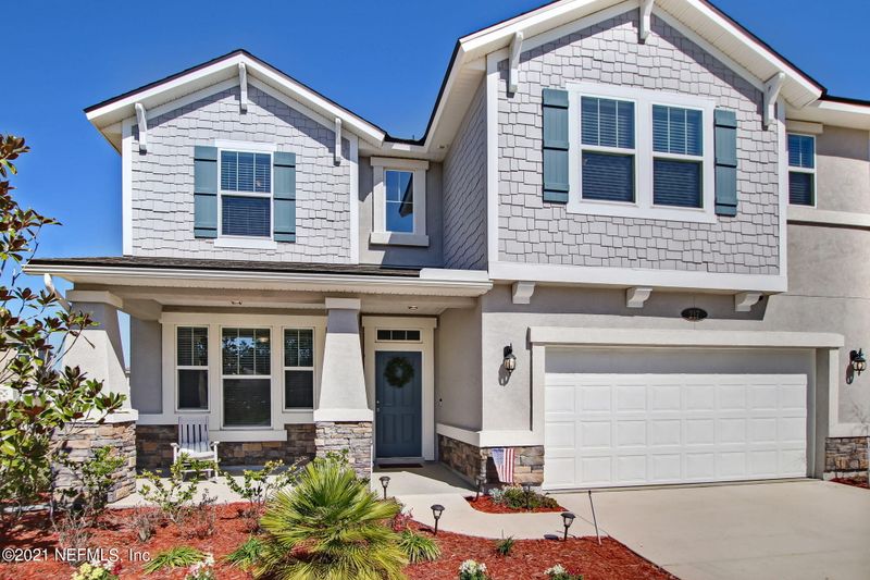 217 Lochnagar Mountain Dr, St Johns, FL 32259