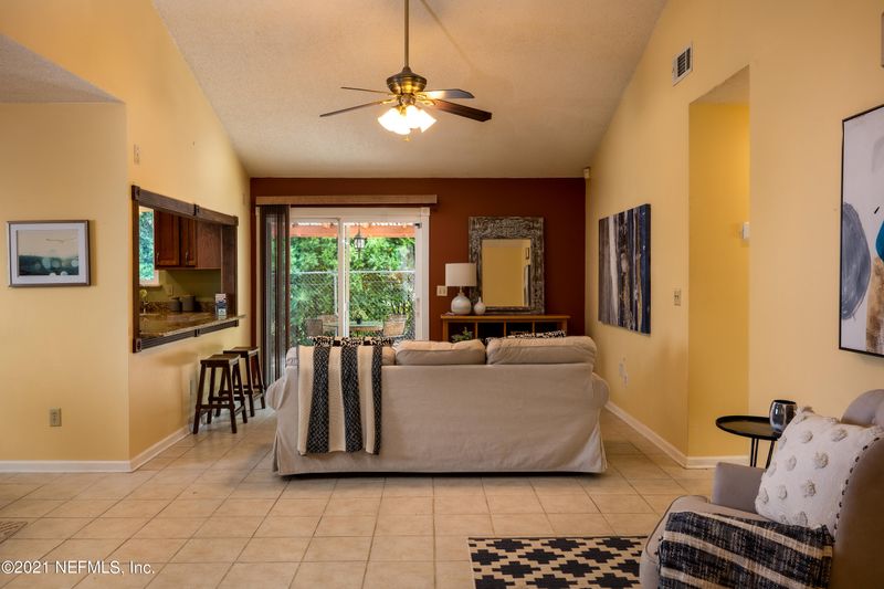 2173 Fairway Villas Ln N, Atlantic Beach, FL 32233