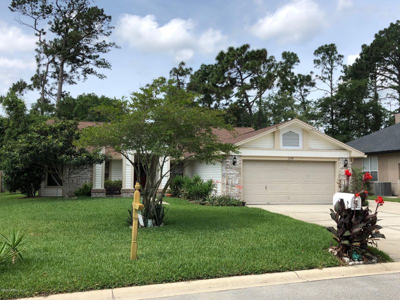 2178 Birch Bark Dr, Jacksonville, FL 32246