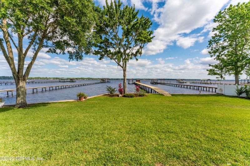 2187 Lakeshore Dr N, Fleming Island, FL 32003