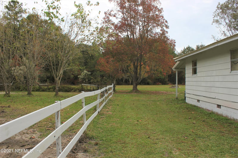 2187 NW 247th St, Lawtey, FL 32058