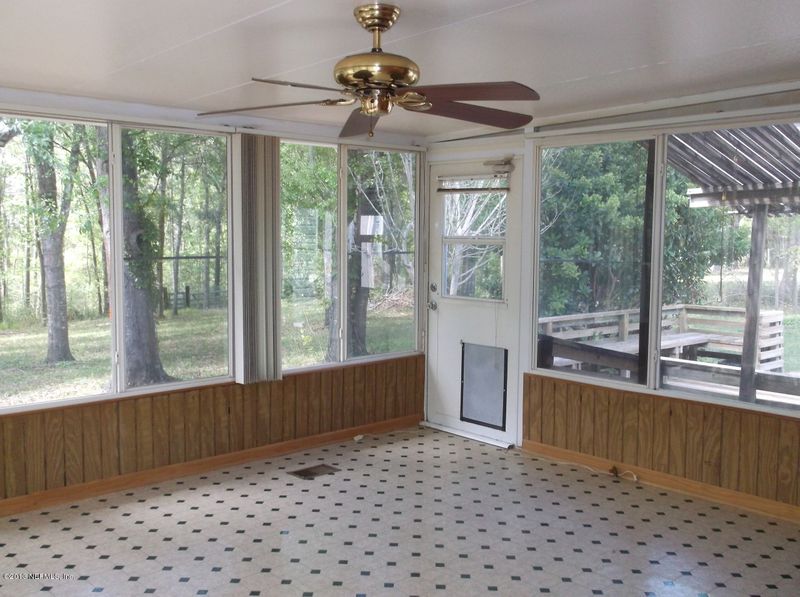 219 Peppermint Ave, Middleburg, FL 32068