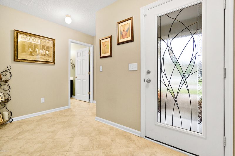 2190 Chandlers Walk Ln, Jacksonville, FL 32246