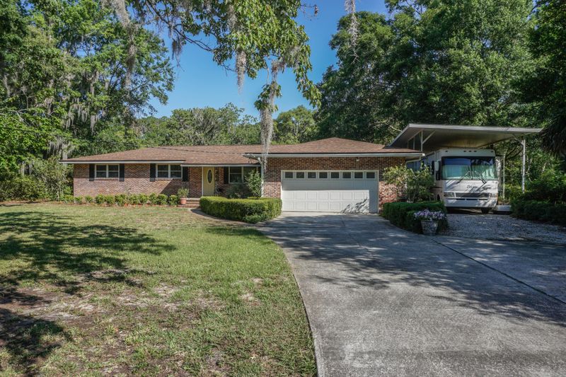 2190 Mills Rd, Jacksonville, FL 32216