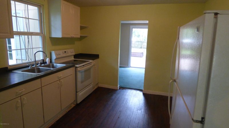 220 Franklin Ave, Jacksonville, FL 32218