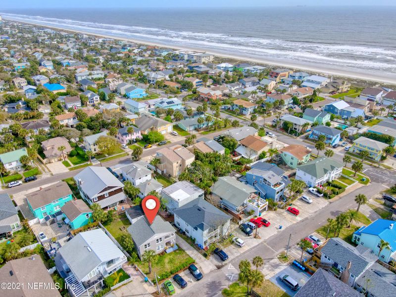 220 Margaret St, Neptune Beach, FL 32266