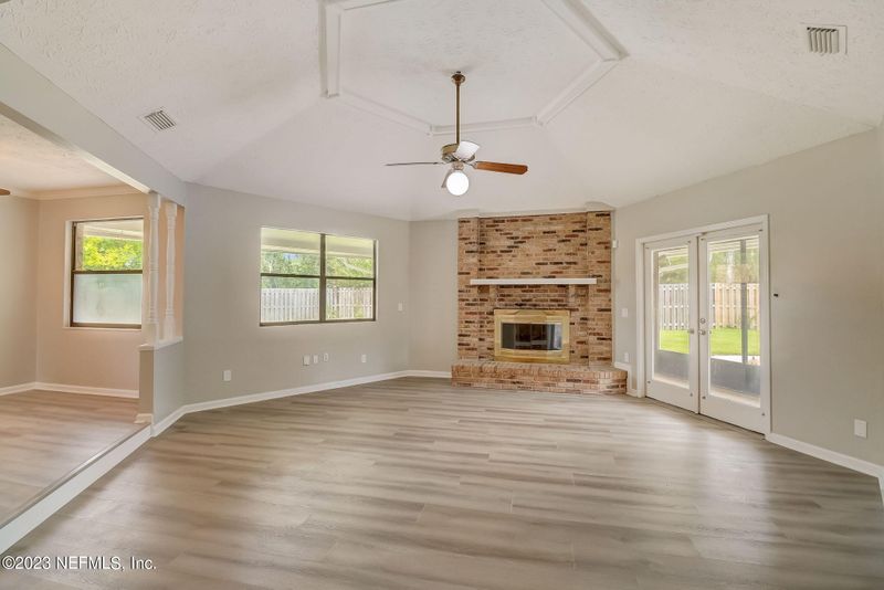 2206 Sharone Ct, Orange Park, FL 32073