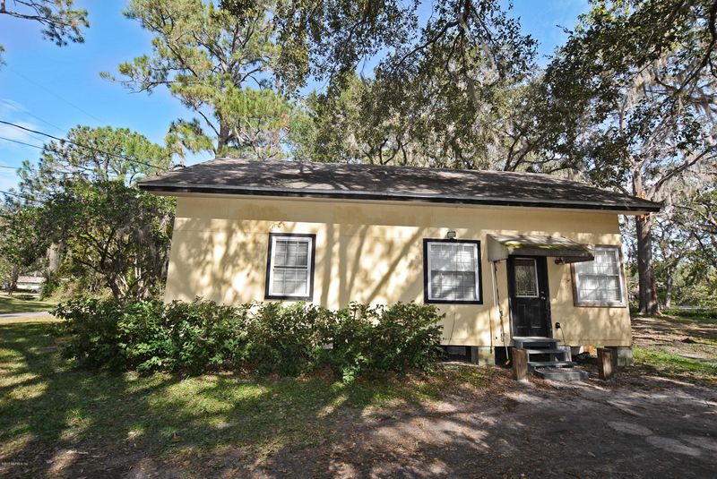 2207 Remington Park Rd, Jacksonville, FL 32259