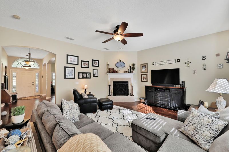 2209 W Clovelly Ln, St Augustine, FL 32092
