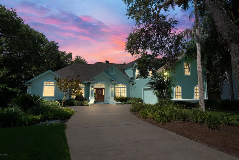 221 Gnarled Oaks Dr, Ponte Vedra Beach, FL 32082