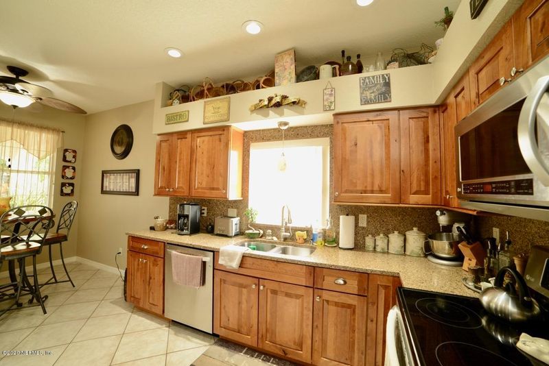221 Lions Gate Dr, St Augustine, FL 32080