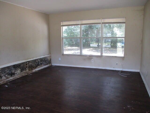 2210 Corot Dr, Jacksonville, FL 32210