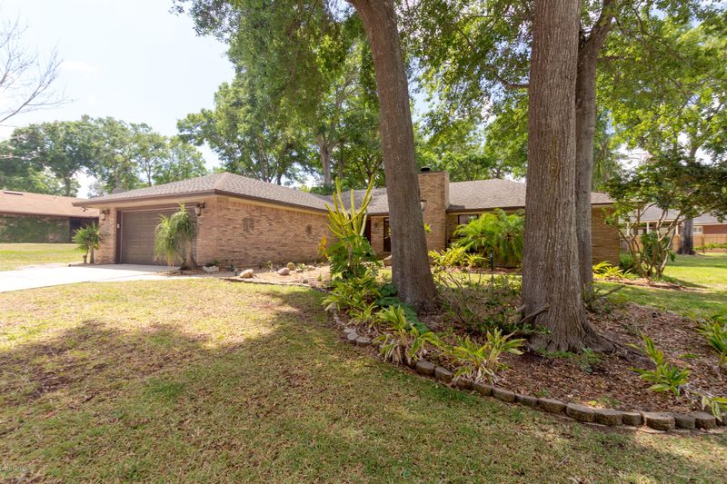 2216 Broadwater Dr, Jacksonville, FL 32225