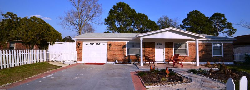 2217 Blyth Ct, Jacksonville, FL 32246