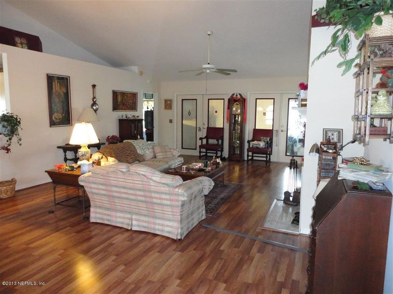 2217 Commodores Club Blvd, St Augustine, FL 32080