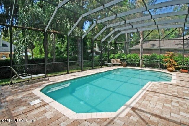 2218 Barefoot Tc, Atlantic Beach, FL 32233