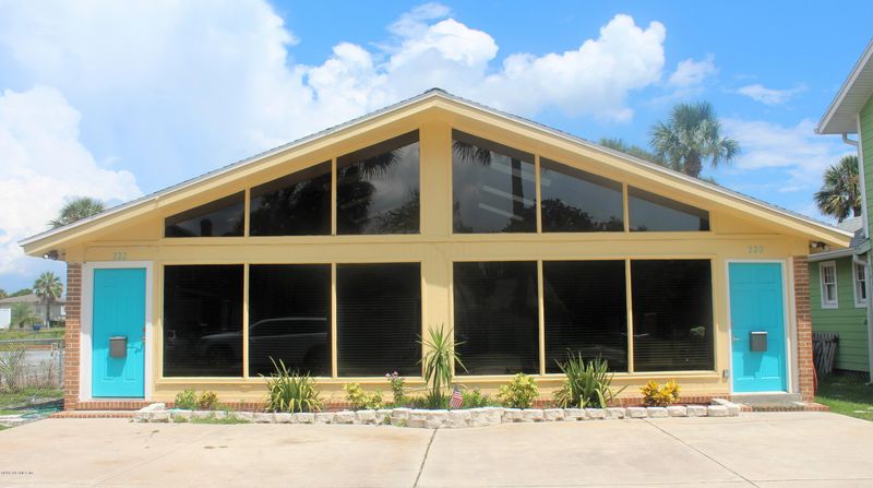 222 Davis St, Neptune Beach, FL 32266