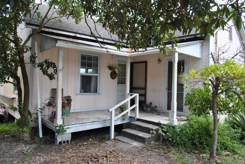 222 Division St, Fernandina Beach, FL 32034