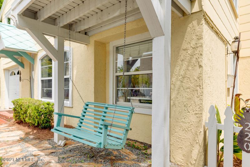 222 North St, Neptune Beach, FL 32266
