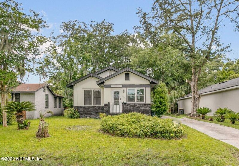 2222 White Ave, Jacksonville, FL 32207