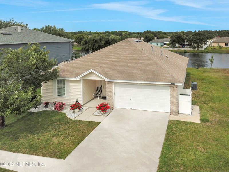 2225 Pierce Arrow Dr, Jacksonville, FL 32246
