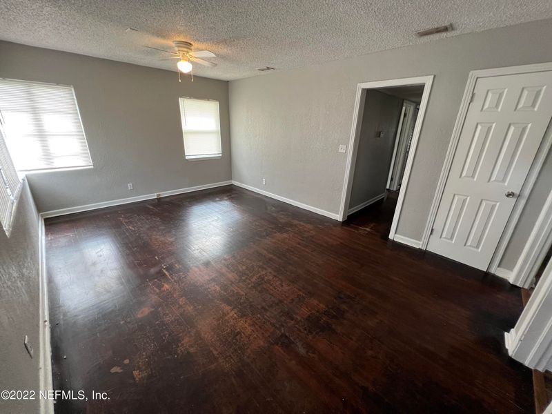 2226 Rogero Rd, Jacksonville, FL 32211
