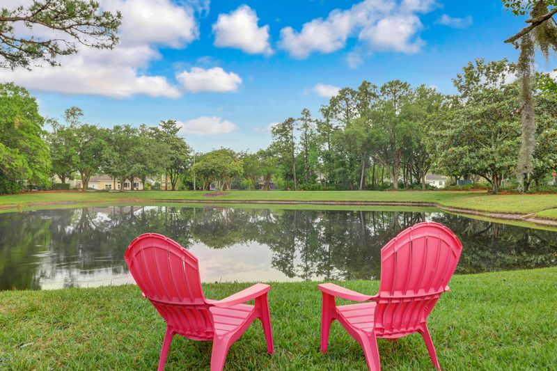 2233 Birch Bark Dr, Jacksonville, FL 32246