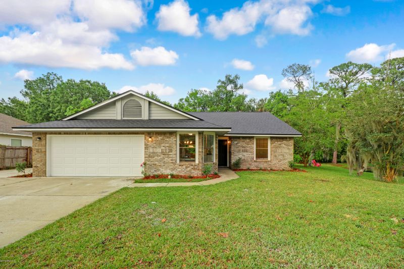 2233 Birch Bark Dr, Jacksonville, FL 32246