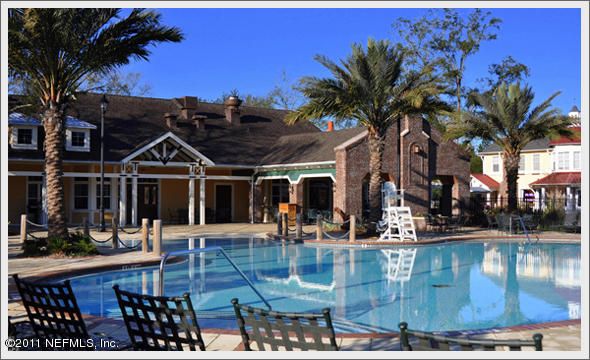 2235 Club Lake Dr, Orange Park, FL 32065
