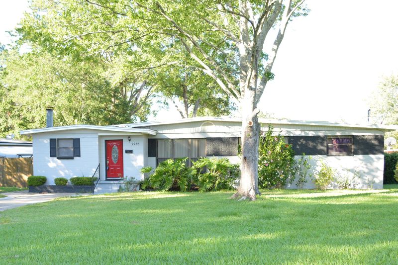 2235 Larry Dr, Jacksonville, FL 32216