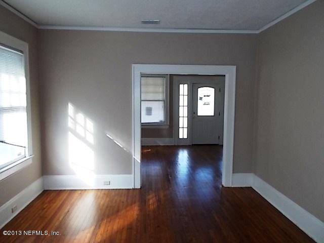 224 9th St W, Jacksonville, FL 32206