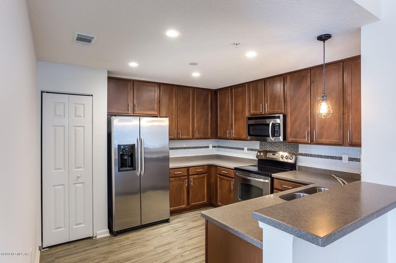 224 Larkin Pl #105, St Johns, FL 32259