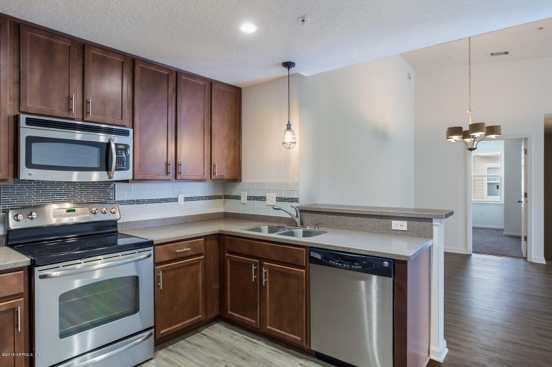 224 Larkin Pl #105, St Johns, FL 32259