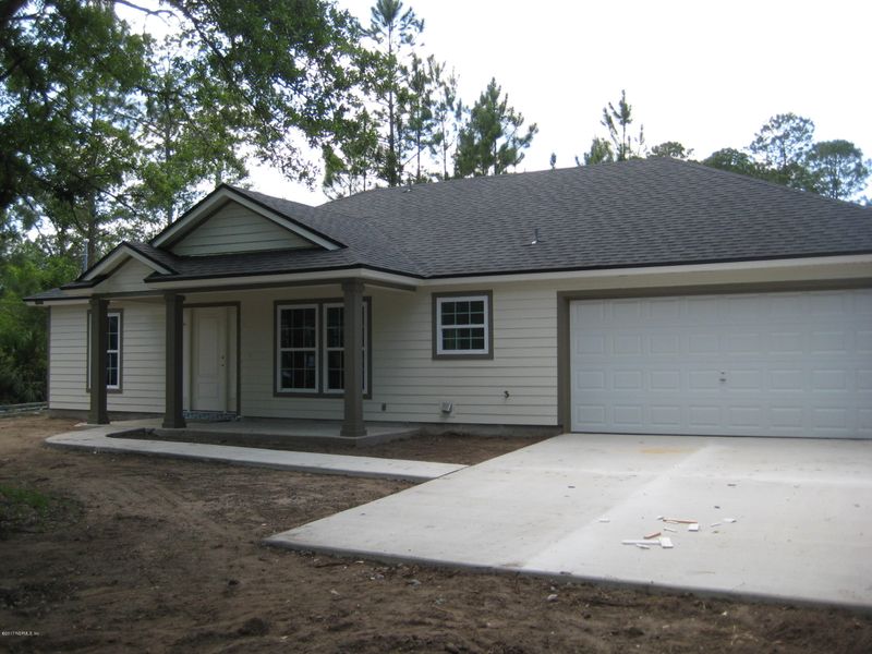 2246 Amarylis Ave, Middleburg, FL 32068